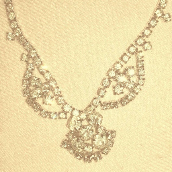 Ledo Vintage Rhinestone  Necklace