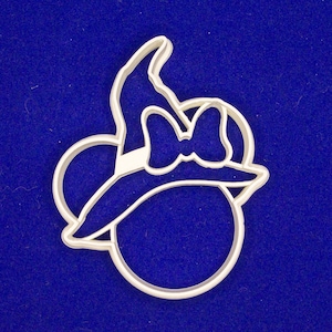 Minnie Mouse witch cookie and fondant cutter