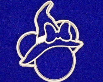 Minnie Mouse witch cookie and fondant cutter
