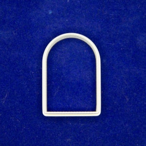 Arched pendant polymer clay cutter
