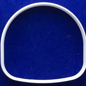 Short puffy arch shaped polymer clay cutter