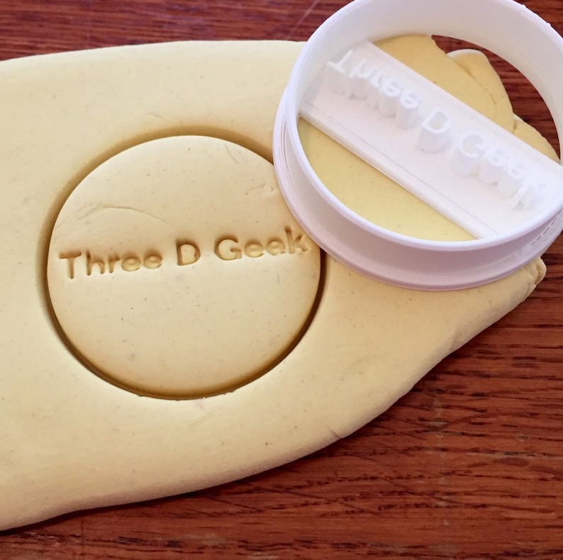 Personalized Round cookie cutter with name or words imprint image 1