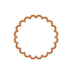Scalloped circle cookie and fondant cutter