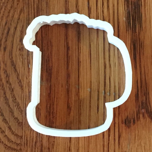 Beer Mug with Foam cookie and fondant cutter