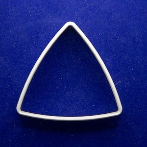 Puffy triangle polymer clay cutter