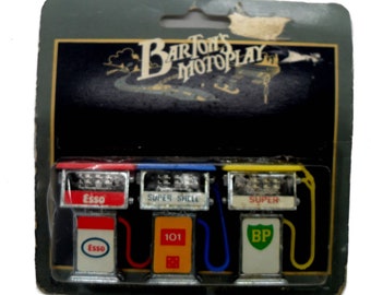 1970s Vintage Bartons Motoplay Esso, Shell & BP Petrol Pumps. Collectible Made in England