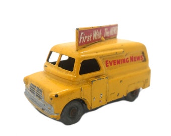 Vintage Matchbox Lesney 25a Bedford Dunlop Van Blue Van Push Pull