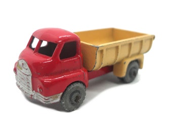 1950s Vintage Matchbox Lesney 40a Bedford 7 Ton Tipper. Toy Collectible. Made in England