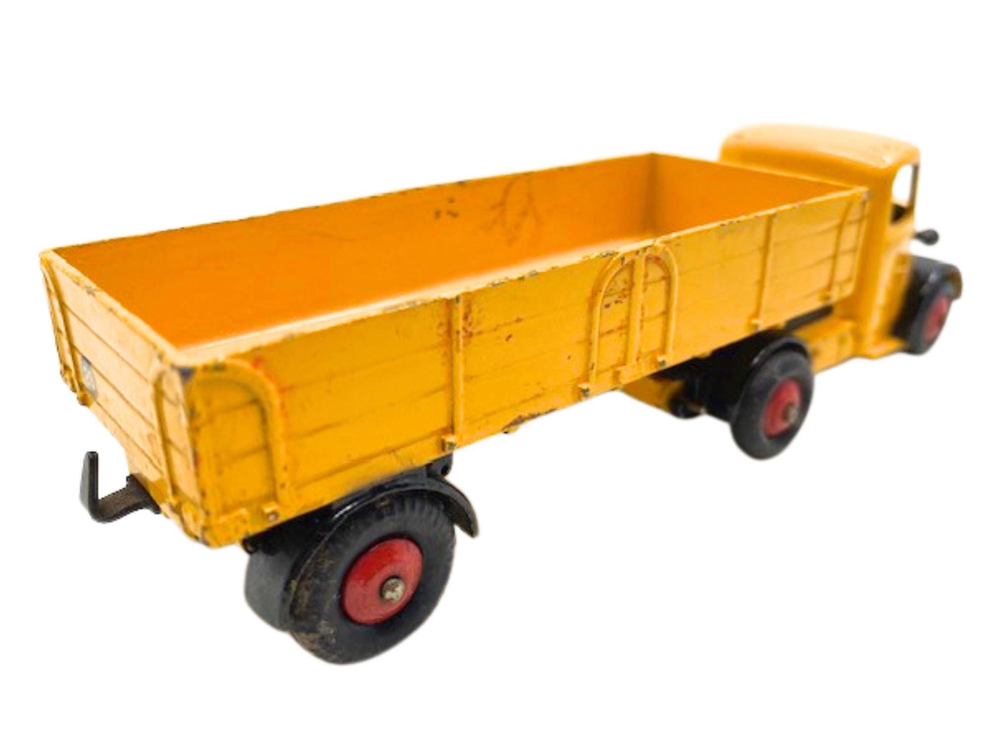 vrai DINKY Toys 521 - Bedford articuled lorry - Etat C