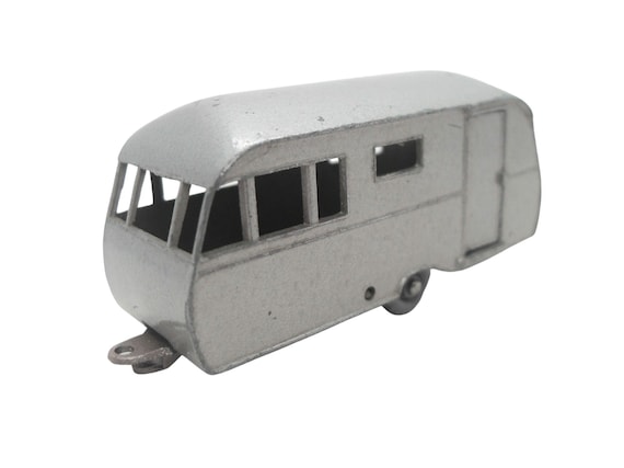 マッチボックス レズニー No.23 キャラバン（キャンピングトレーラー