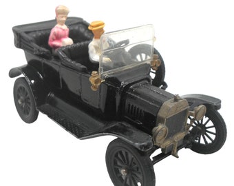 1960s Vintage Corgi Classics 9011 "1915 Model T Ford". Toy Collectible. Made in England