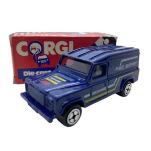 1980s Vintage Corgi Landrover “Race Support – Duckhams QXR Oil”. Toy Collectible. Made in England
