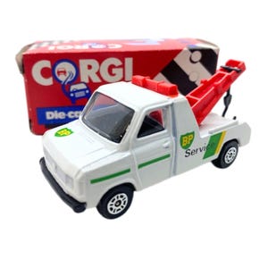 1980s Vintage Corgi Ford Transit Wrecker Truck. Toy Collectible. Made in England