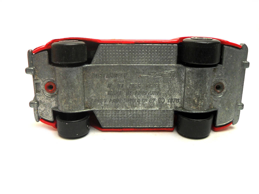 1970s Vintage Matchbox Superfast 64c Fire Chief Car Toy