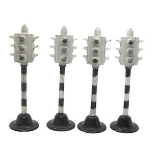 1950s Vintage Dinky 47a/773 Group of Four, 4 Face Robot Traffic Lights. Toy Collectible. Made in England