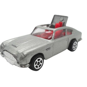 Voiture Corgi Juniors 40 James Bond DB6 vintage des années 1970. Jouet de collection. Fabriqué en Angleterre