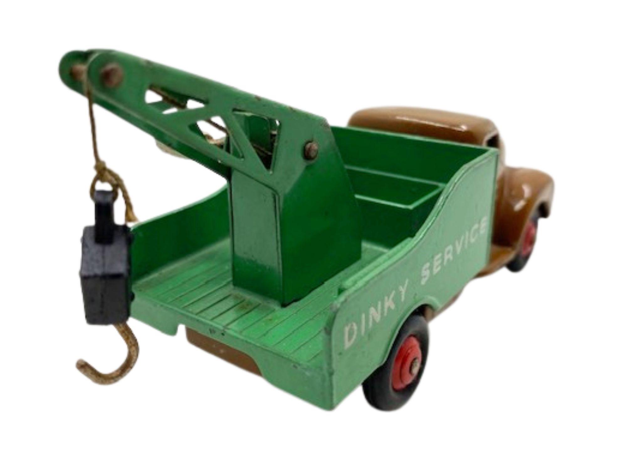 Dinky Toys – Camion COMMER Service – Bedford – échelle 1:55 – Made In England – Vert