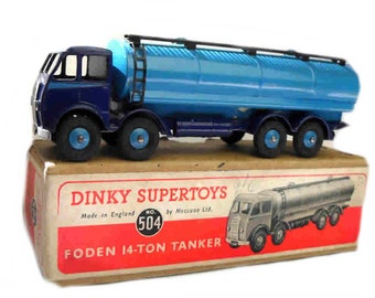 Lot 86 - A DINKY Supertoys No 504 Foden 14-Ton Tanker