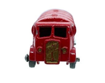 1950 年代のビンテージ マッチボックス レズニー 11a ERF タンカー