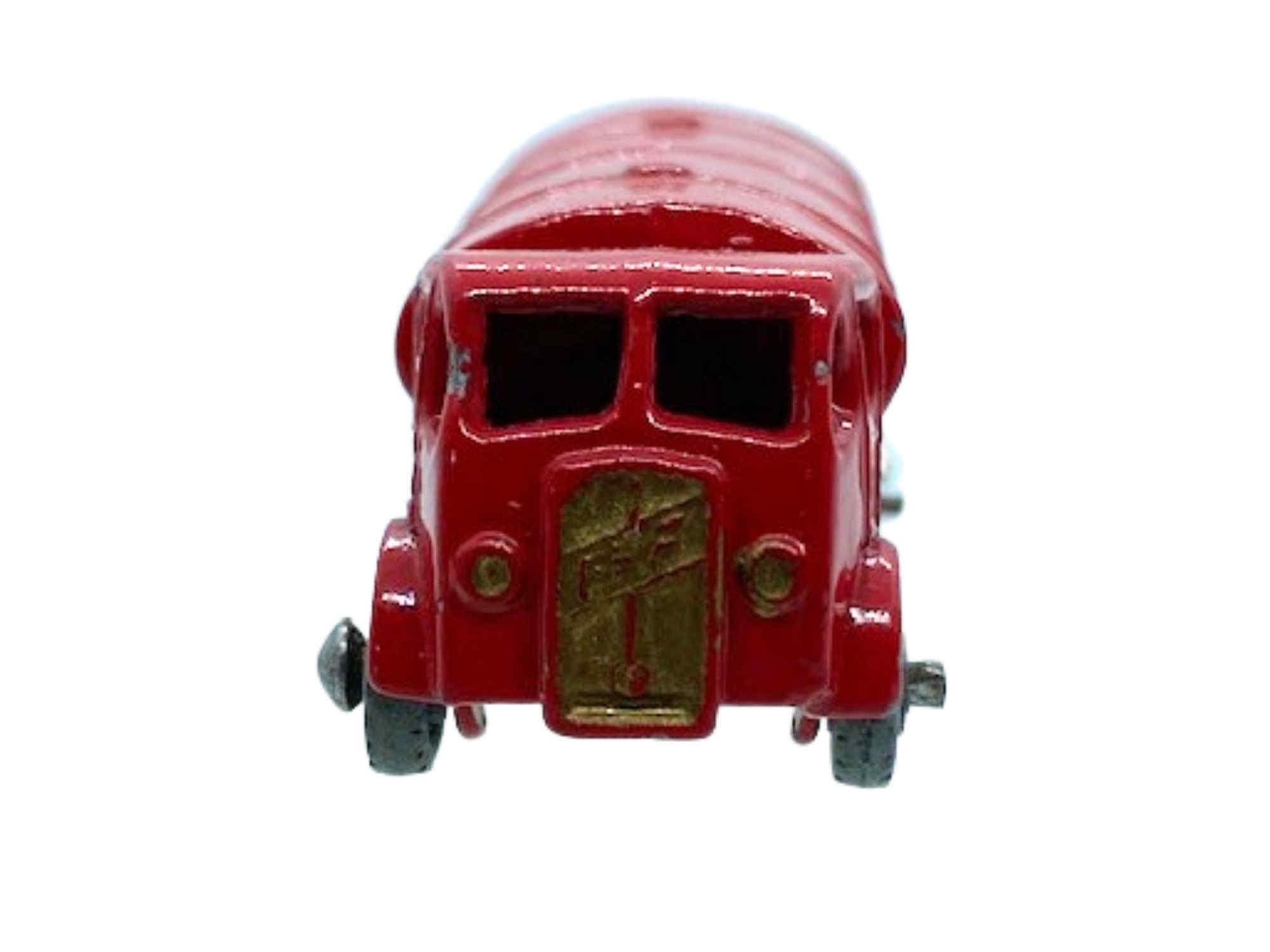 1950 年代のビンテージ マッチボックス レズニー 11a ERF タンカー