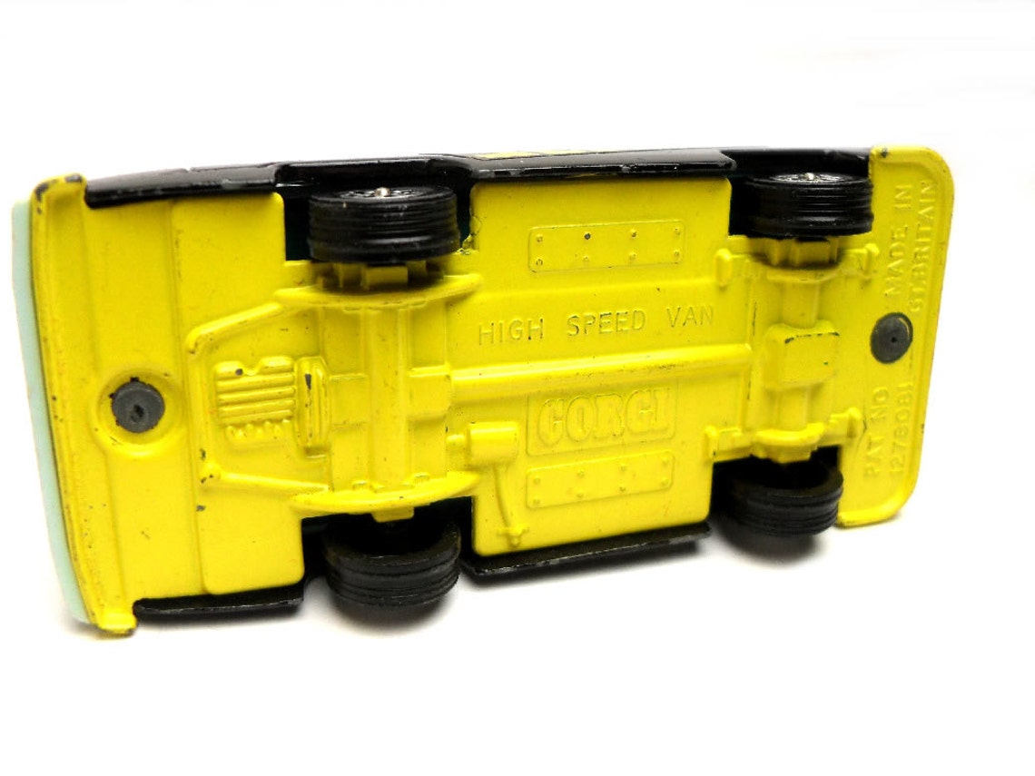 CORGI TOYS CAMION BLINDE REF 424 NEUF/BOITE NEW/BOX