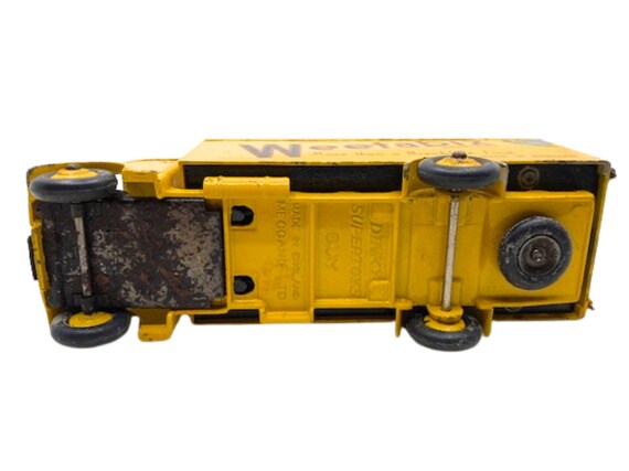 DINKY TOYS 514 GUY VIXEN VAN SLUMBERLAND, ENGLAND, PIECE RARE