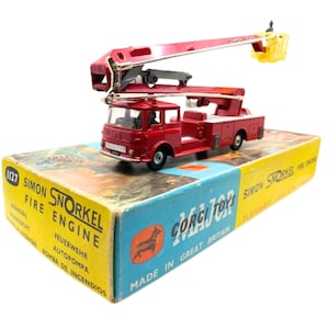 Vintage 1/43 Scale CORGI Simon Snorkel Fire Engine - Nice