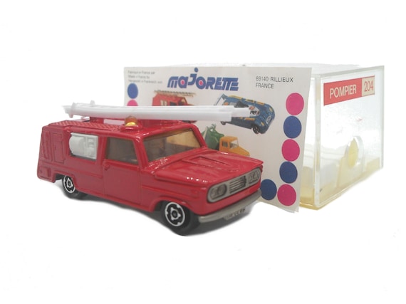 TRÈS RARE MINIATURE Majorette Ambulance Armée Militaire n° 255 Echelle