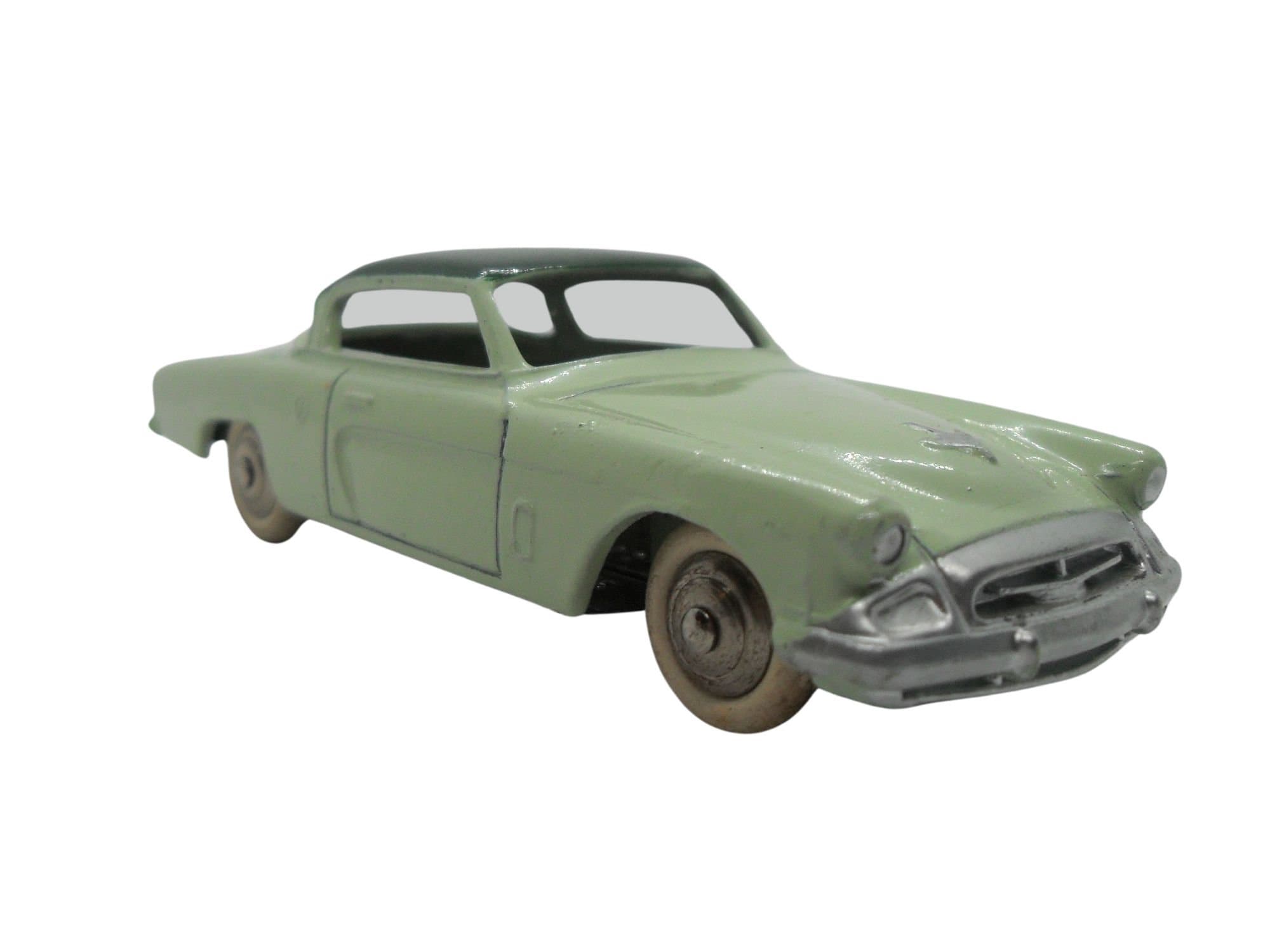 DINKY TOYS Ref 24Y STUDEBAKER COMMANDER + BOITE D'ORIGINE