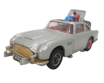 Corgi Toys ミリタリーアンビュランス il_340x270.6067037413_6hom.jpg