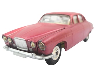 CORGI TOYS 238 Jaguar Mark X Saloon Pink Metallic / Diecast Model