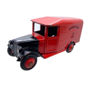 Furgoneta de correo real Dinky 34b vintage de los años 50. Juguete coleccionable. Fabricada en Inglaterra.