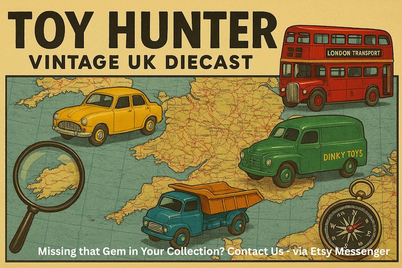 Puede incluir: Ilustraci&oacute;n de veh&iacute;culos de juguete diecast brit&aacute;nicos vintage, incluyendo un coche amarillo, un autob&uacute;s rojo de dos pisos, una furgoneta verde y un cami&oacute;n azul, sobre un fondo de mapa. El texto "TOY HUNTER" y "VINTAGE UK DIECAST" se muestra en la parte superior.