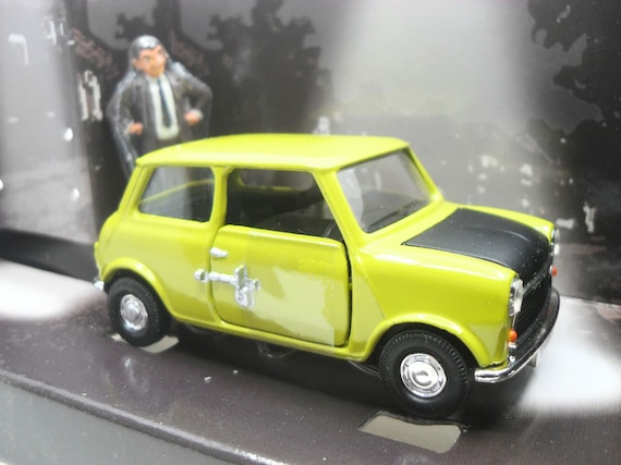 2000s Vintage Corgi 04438 Mr Bean Mini and Mr Bean Figure