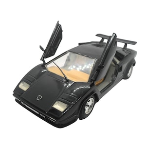 1990s Vintage Burago 0537 Lamborghini Countach 1988 Toy Collectible. Made in Italy