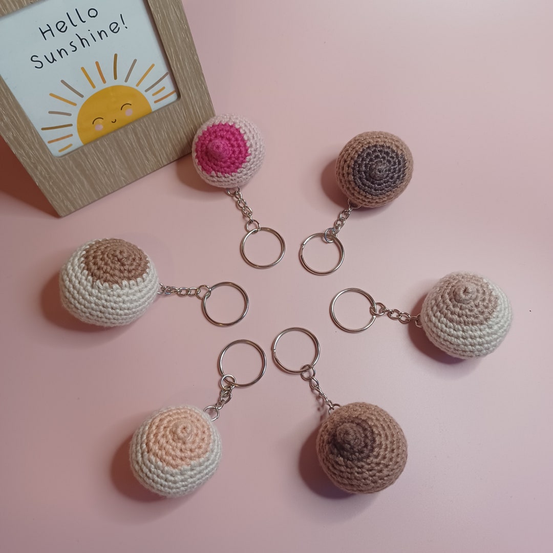 Keychain Breasts / Mini Crochet Breast Women Empowerment Art Body Positive Boobs Feminist Art Crocheted Boobies - Etsy Switzerland->