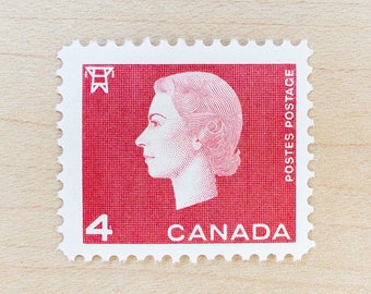 8 Red Postage Stamps, Canada, Queen Elizabeth II, Wedding Calligraphy, Canadian, Royal, British Royal Family