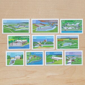 Fuertes en todo Canadá Sellos postales, Verde, Paisajes, Naturaleza, Sobres de caligrafía de boda, Edificios, Rural, Faro, Océano