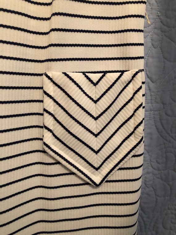 1950/1960’s Women’s Black Horizon Pin Stripe Dress - image 6