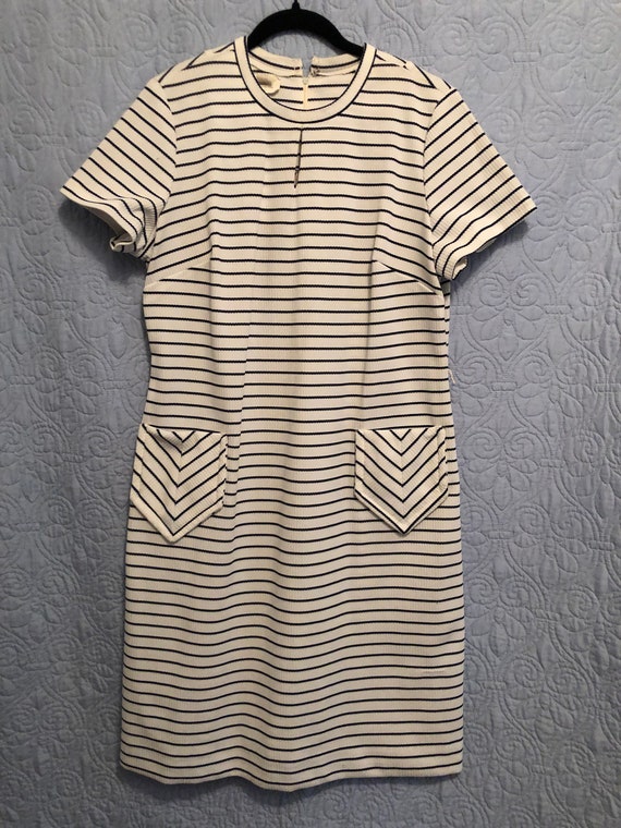 1950/1960’s Women’s Black Horizon Pin Stripe Dress - image 1