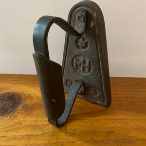 Antique Cast Iron French MH No. 2 Sad Iron/Flat Iron