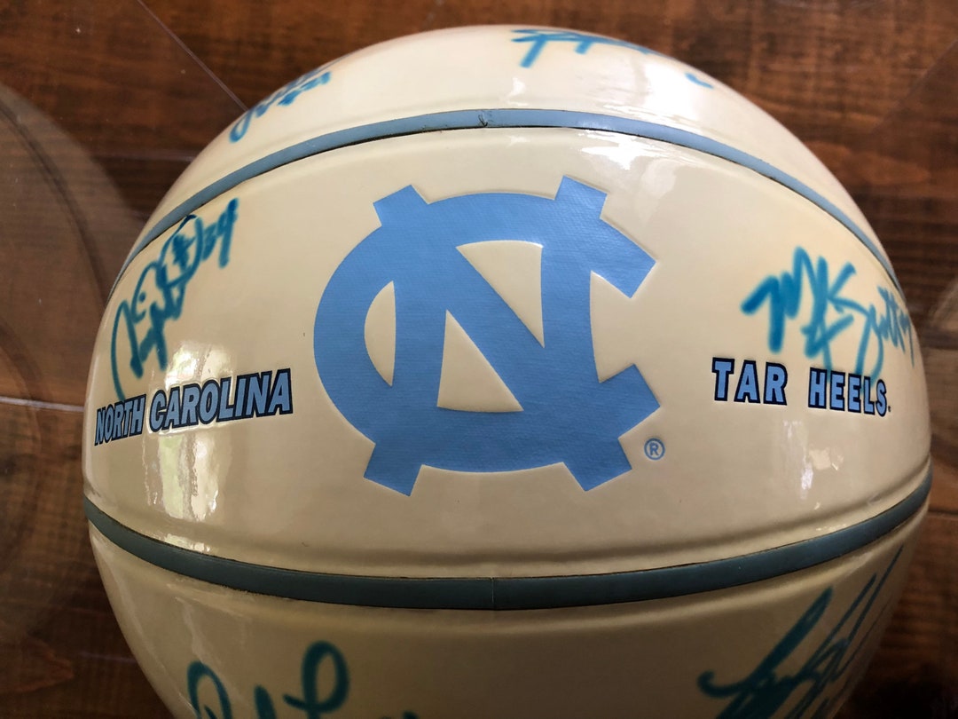 UNC Tarheels 2004-2005 Men's Team Basketball Autographed