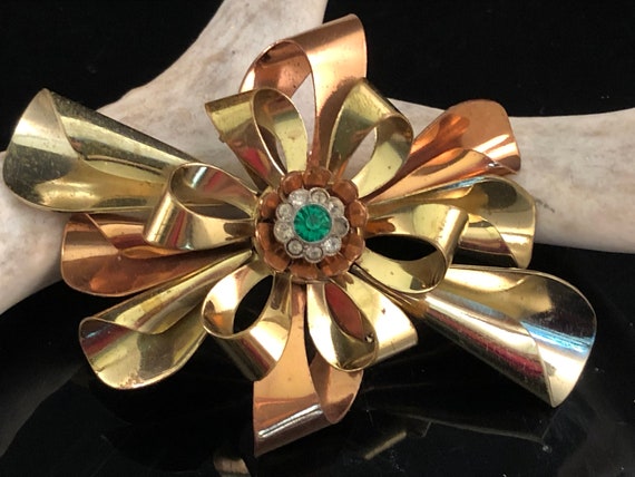 Vintage copper tone and gold tone Ribbon Brooch - image 6