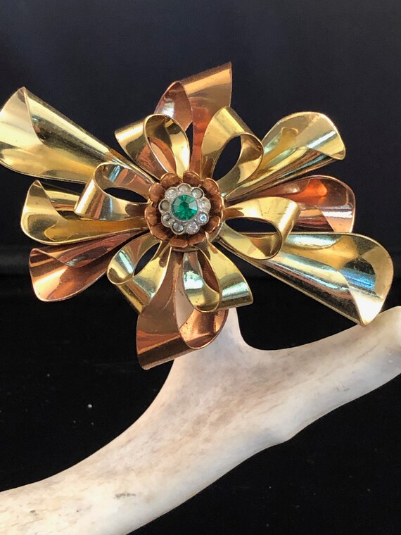 Vintage copper tone and gold tone Ribbon Brooch - image 2