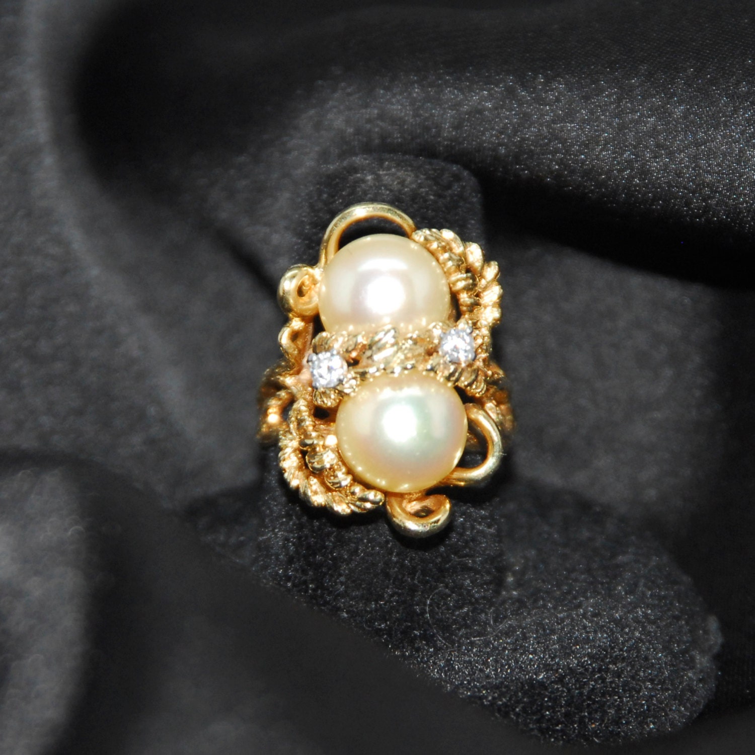Diamonds Pearls and Gold Ring - Etsy