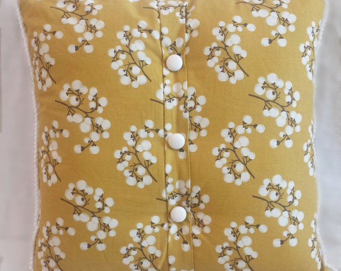 Decorative Pillow/yellow Pillow/floral Print/buttons/yellow Flowers