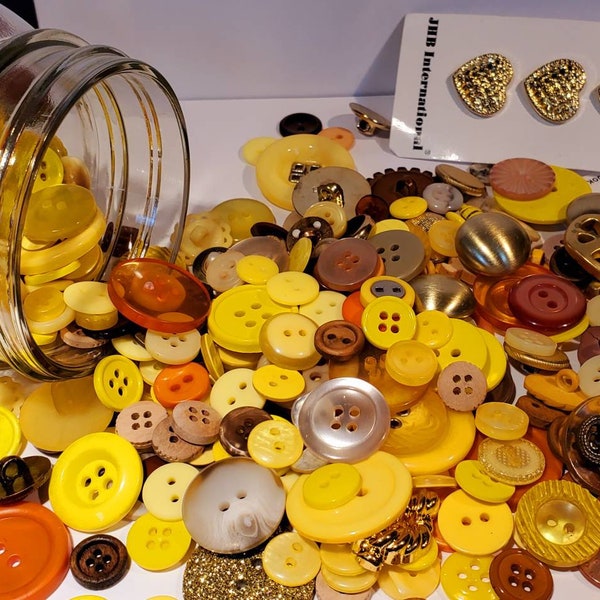 Jar of Buttons Yellow, Brown, Gold, Orange Pint Jar 16 oz. 2 Cups Assorted Sizes and Shades Fall Colors