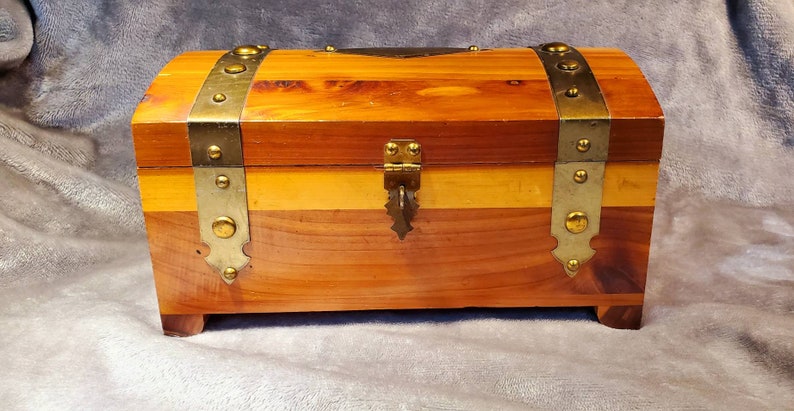 Pilliod Art Box Cedar Jewelry Box with Mirrored Hinged Lid Treasure Box