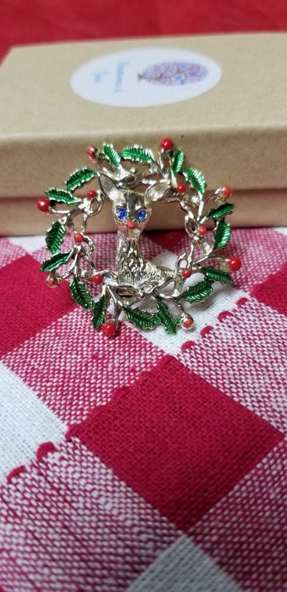 Vintage Reindeer Wreath Brooch by Gerry's Rudolph 