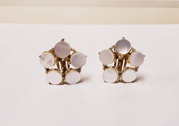 Coro Mother of Pearl Clip On Earrings Flower Shap… - image 2